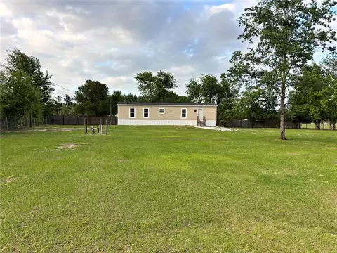 11511 NE 10th Ter, Oxford, FL 34484