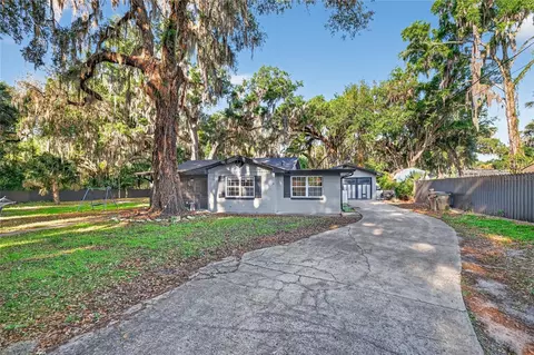 29239 S Corley Island Rd, Leesburg, FL 34748