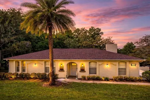 1220 Country Club Rd, Eustis, FL 32726
