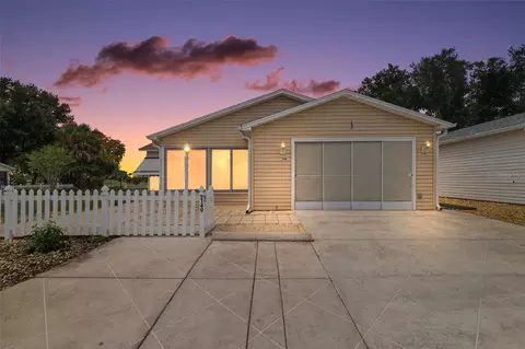 2149 Escobar Ave, The Villages, FL 32159