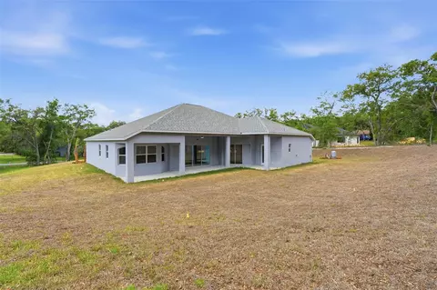 Exterior - 421 W Chase St, Hernando, FL 34442 photo 8 of 11