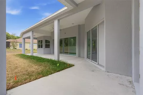 Exterior - 421 W Chase St, Hernando, FL 34442 photo 3 of 11