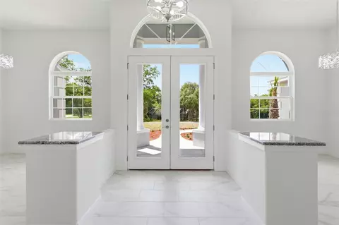 Entry Way - 421 W Chase St, Hernando, FL 34442 photo 1 of 3