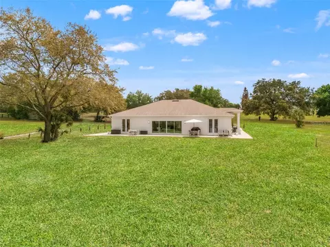 Exterior - 11155 Cherry Lake Rd, Clermont, FL 34715 photo 3 of 4
