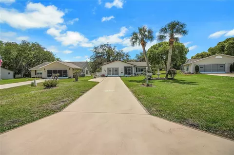 2218 Orkney Dr, Leesburg, FL 34788