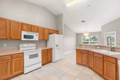Kitchen - 4910 SW 109th Loop, Ocala, FL 34476 photo 1 of 3