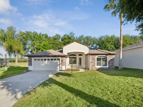 3292 Seven Seas Dr, Tavares, FL 32778