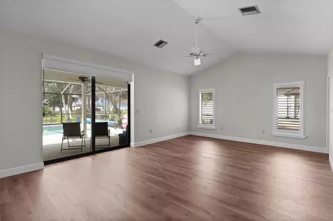 Living - 60 Sand Lake Pl, Eustis, FL 32726 photo 6 of 6