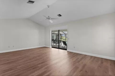 Living - 60 Sand Lake Pl, Eustis, FL 32726 photo 4 of 6