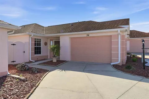 741 Hernandez Dr, The Villages, FL 32159