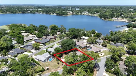 View/Area - 1945 Normandy Dr, Mount Dora, FL 32757 photo 5 of 9