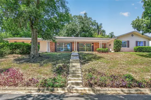 1945 Normandy Dr, Mount Dora, FL 32757