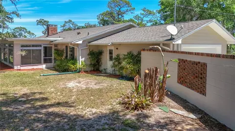 Exterior - 1945 Normandy Dr, Mount Dora, FL 32757 photo 10 of 13