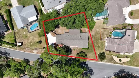 View/Area - 1945 Normandy Dr, Mount Dora, FL 32757 photo 2 of 9