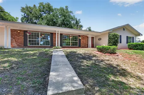 Exterior - 1945 Normandy Dr, Mount Dora, FL 32757 photo 4 of 13
