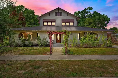 211 Cassady St, Umatilla, FL 32784