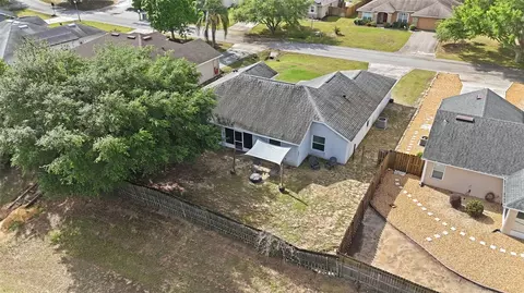 View/Area - 2505 Carmel Ln, Eustis, FL 32726 photo 4 of 5