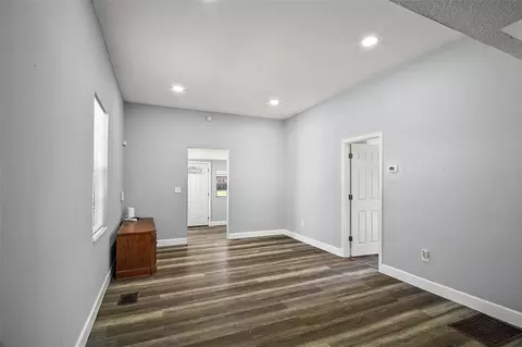 Living - 105 W Stevens Ave, Eustis, FL 32726 photo 3 of 3