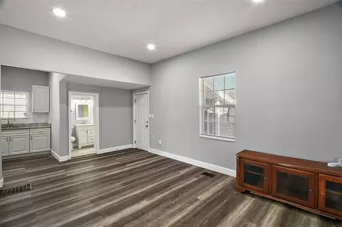 Living - 105 W Stevens Ave, Eustis, FL 32726 photo 1 of 3