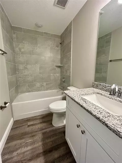 Bath - 15637 SE 84th Ter, Summerfield, FL 34491 photo 2 of 2