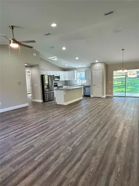 Living - 15637 SE 84th Ter, Summerfield, FL 34491 photo 1 of 2