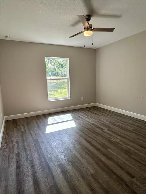 Bedroom - 15637 SE 84th Ter, Summerfield, FL 34491 photo 1 of 1