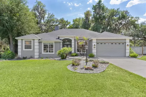 4309 Serene Cir, Fruitland Park, FL 34731