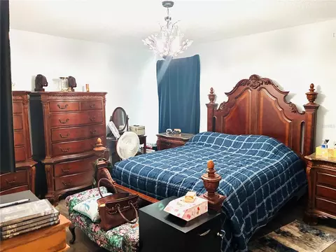 Bedroom - 40551 E 5th Ave, Umatilla, FL 32784 photo 1 of 2
