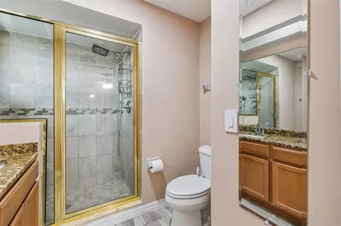 Bath - 1711 Charleston Ln, Saint Cloud, FL 34769 photo 2 of 3