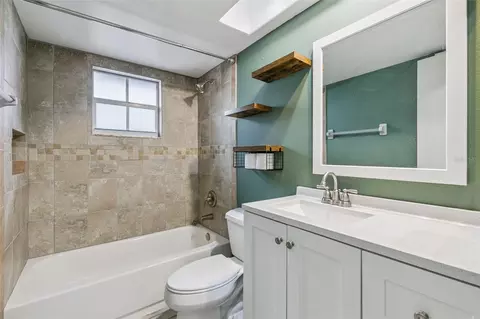 Bath - 1711 Charleston Ln, Saint Cloud, FL 34769 photo 3 of 3