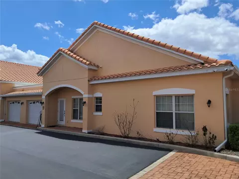 222 David Walker Dr #C2, Tavares, FL 32778
