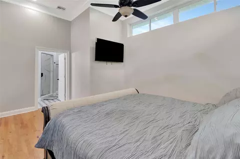 Bedroom - 1215 Lakeshore Dr, Eustis, FL 32726 photo 2 of 7