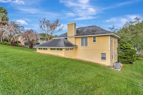 Exterior - 1215 Lakeshore Dr, Eustis, FL 32726 photo 14 of 18