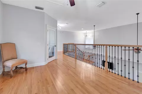 Entry Way - 1215 Lakeshore Dr, Eustis, FL 32726 photo 6 of 8