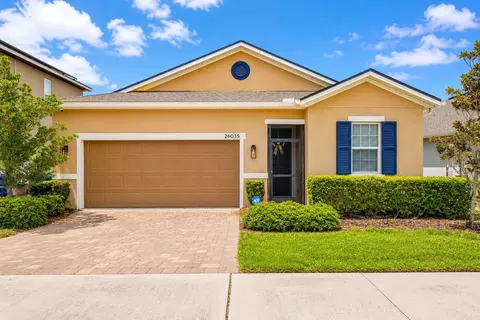 2012 Sloans Outlook Dr, Groveland, FL 34736