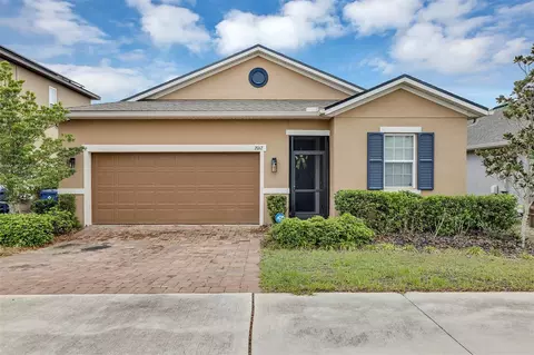 2012 Sloans Outlook Dr, Groveland, FL 34736