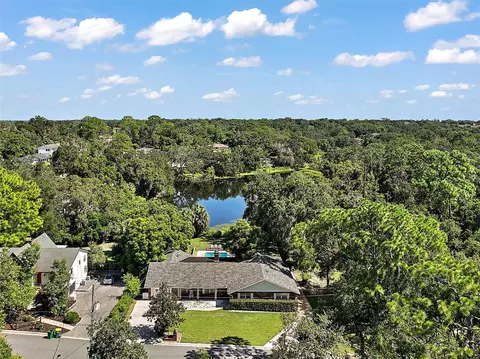 705 Summit Ct, Mount Dora, FL 32757