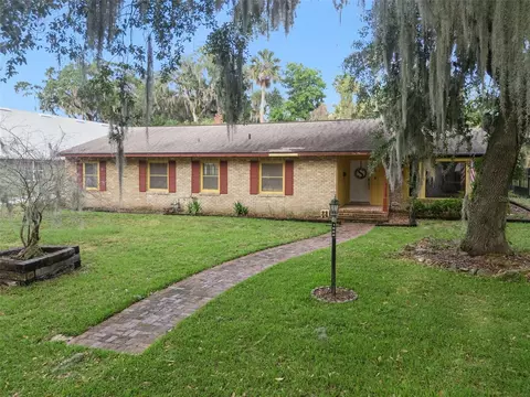 1000 Boylston St, Leesburg, FL 34748