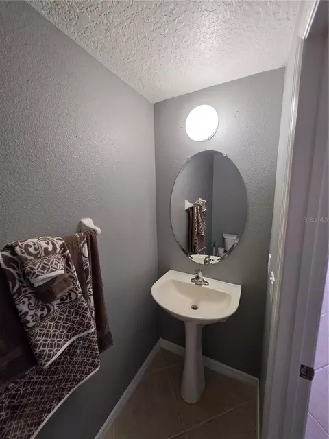 Bath - 708 Fortanini Cir, Ocoee, FL 34761 photo 5 of 6