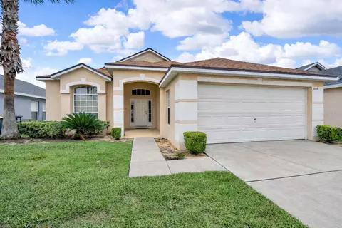 1104 Bloomingdale Dr, Davenport, FL 33897