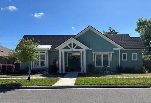 981 SW 137th Way, Newberry, FL 32669