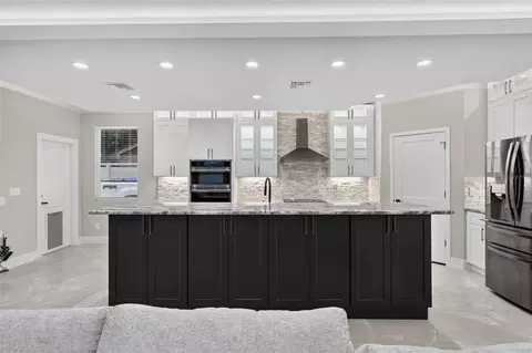 Kitchen - 1309 S Center St, Eustis, FL 32726 photo 1 of 10