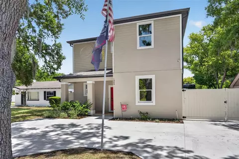 Exterior - 1309 S Center St, Eustis, FL 32726 photo 3 of 8