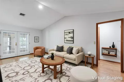 Living - 2681 Washington Ave #18, Eustis, FL 32726 photo 6 of 8