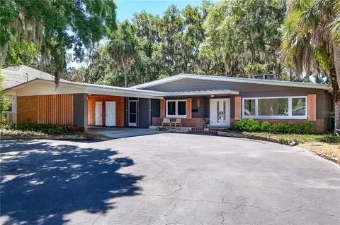 719 W Nelson St, Tavares, FL 32778