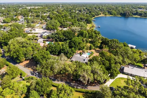 View/Area - 1505 E Crooked Lake Dr, Eustis, FL 32726 photo 8 of 13