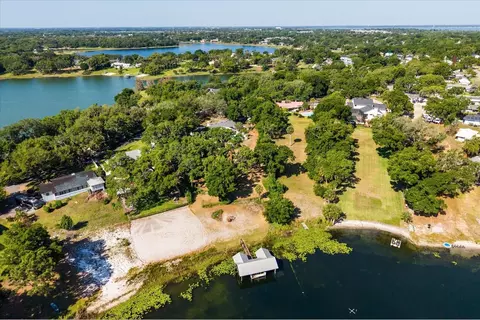 View/Area - 1505 E Crooked Lake Dr, Eustis, FL 32726 photo 4 of 13