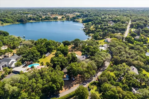 View/Area - 1505 E Crooked Lake Dr, Eustis, FL 32726 photo 10 of 13