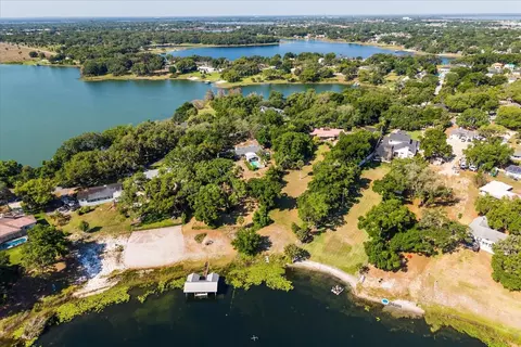 View/Area - 1505 E Crooked Lake Dr, Eustis, FL 32726 photo 5 of 13
