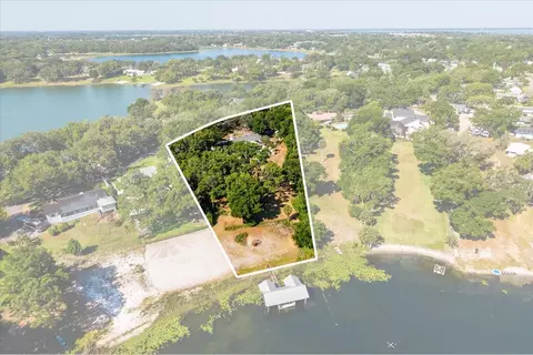 View/Area - 1505 E Crooked Lake Dr, Eustis, FL 32726 photo 12 of 13